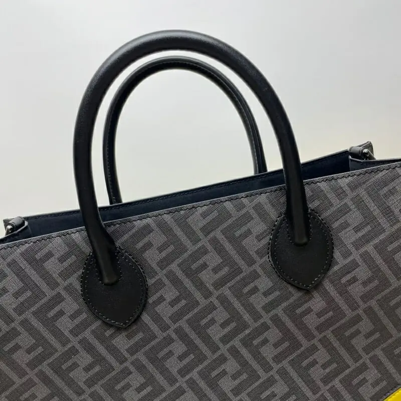 fendi aaa homme sac a main  s_11225011